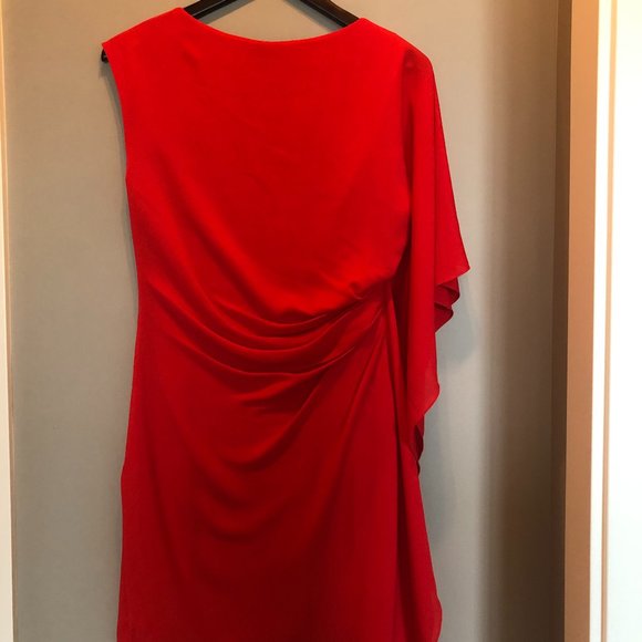 Stunning Red Dress - Picture 2 of 2